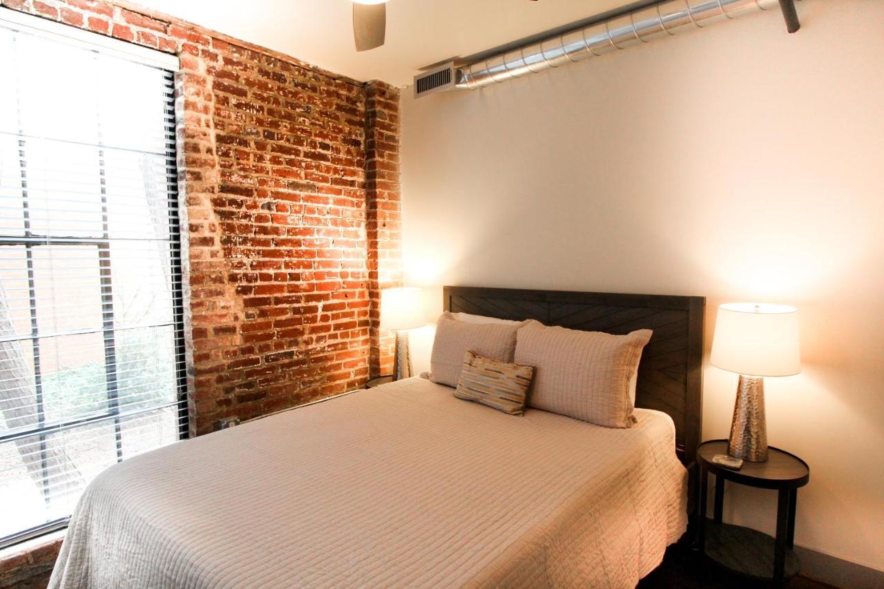 Aparthotel The Lofts At Downtown Salem Exterior foto