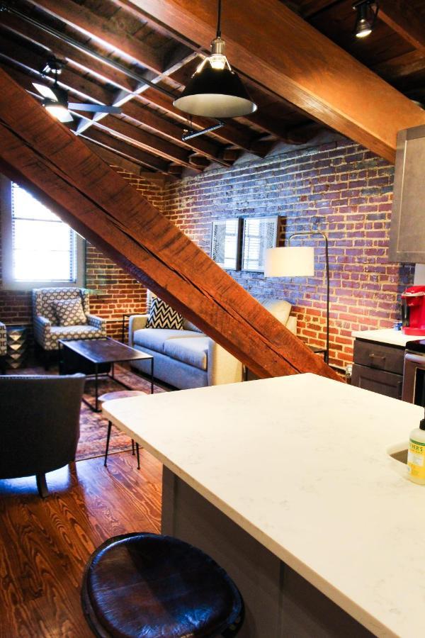 Aparthotel The Lofts At Downtown Salem Exterior foto